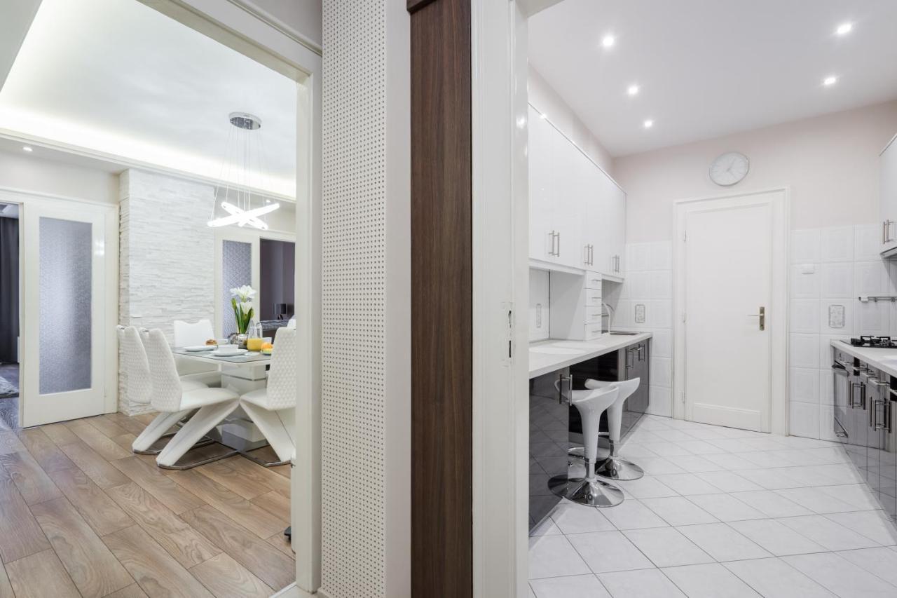 Bpr Ethereal Panoramic With A/c & Balcony Apartamento Budapest
