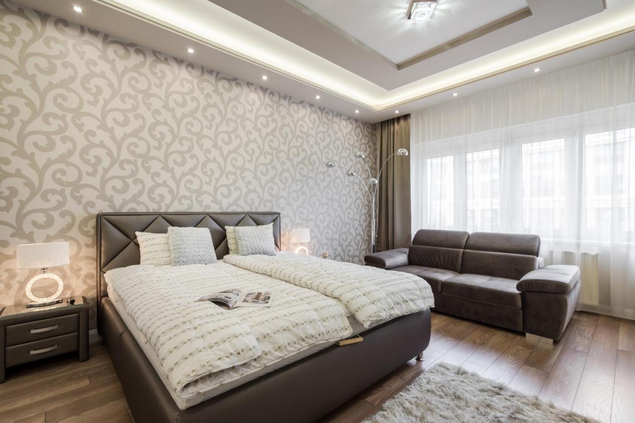 Bpr Ethereal Panoramic With A/c & Balcony Apartament *